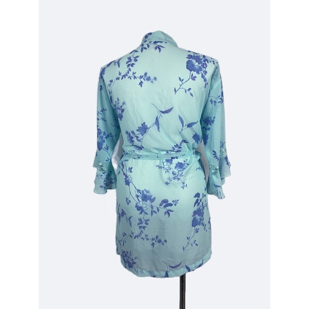 L.A. Intimates Floral Robe - Picture 2 of 9